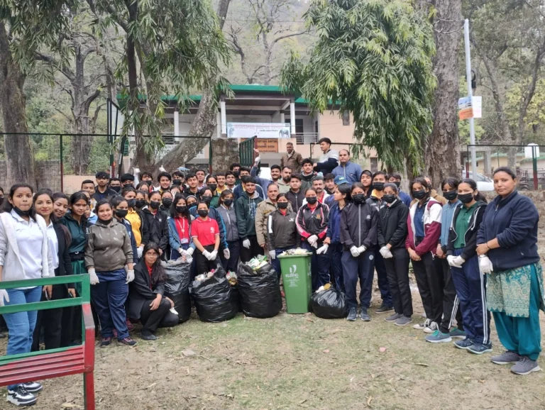Cleanliness drive at Sidhbali Temple and Tiger Reserve – IHMS Kotdwar, photo 2