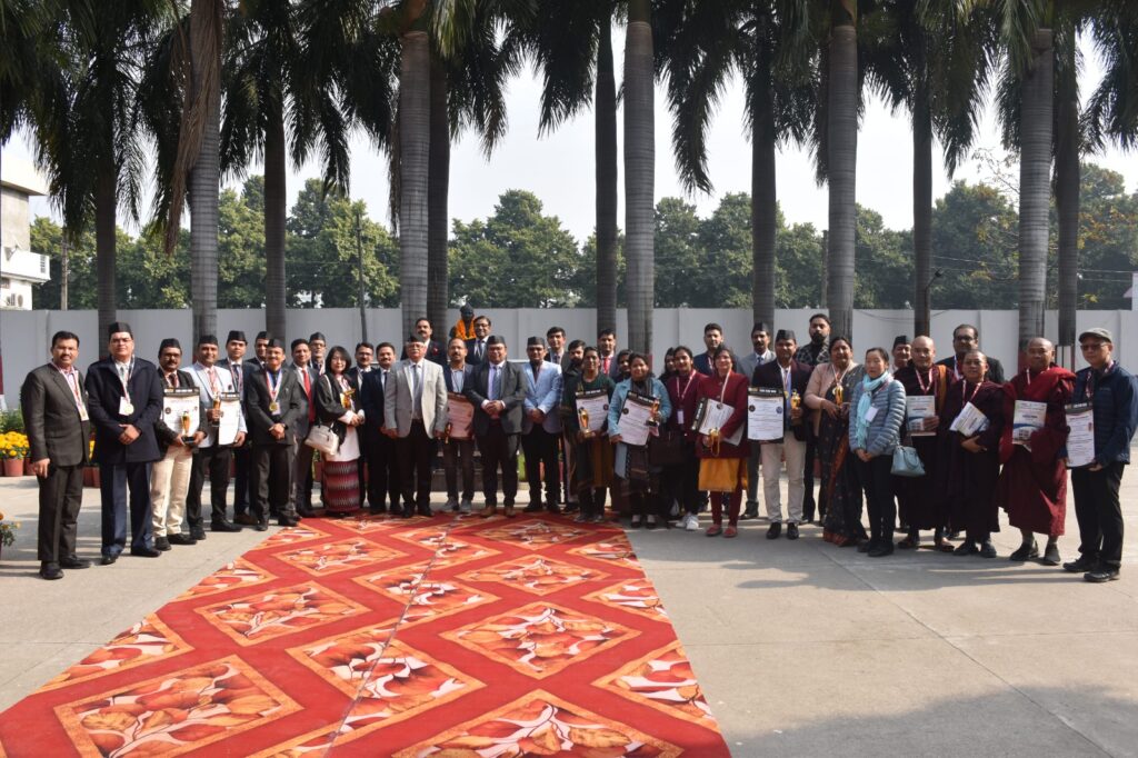 411901362 869685428495409 6022918665457686017 n