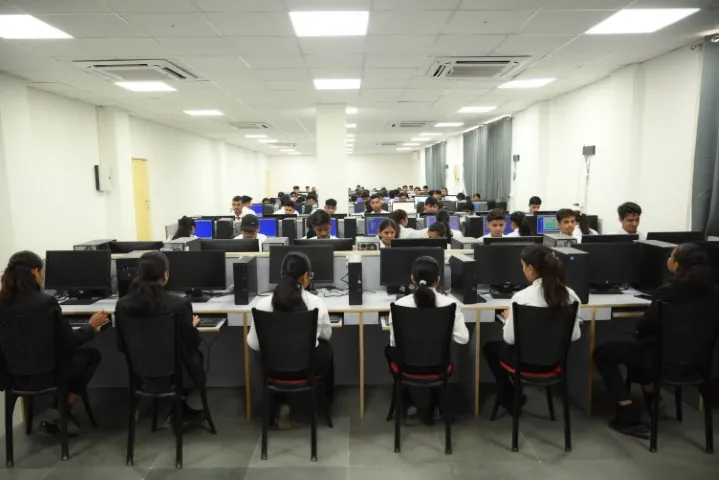 Computer Labs at IHMS Kotdwar – photo 6